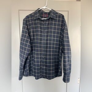 Men’s Untuckit long sleeve shirt